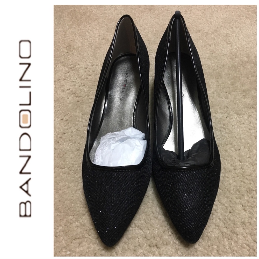Bandalino Closed-Toe Wedge